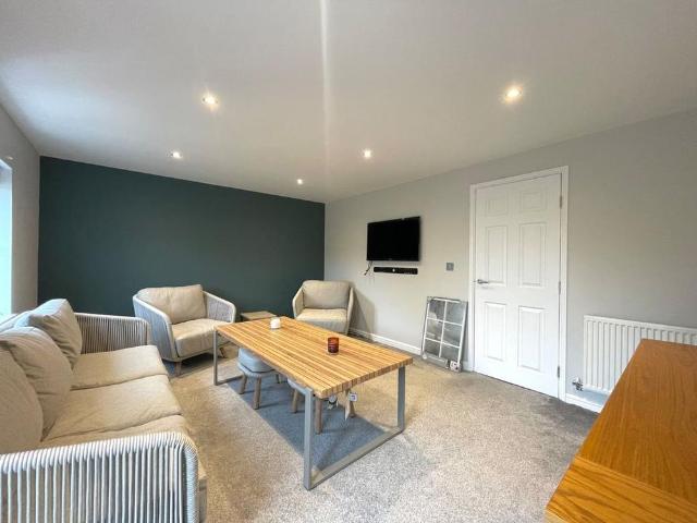 House for rent in Horsforth Vale, Farsley