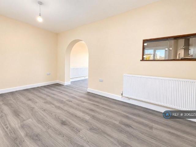 House for rent in London Borough of Hillingdon, Greater London