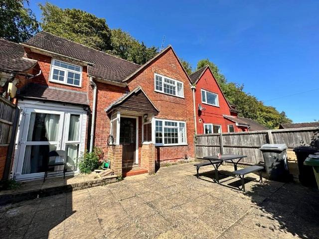 House for rent in Hampshire