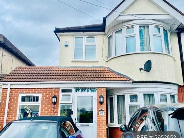 House for rent in Lane, Greater London