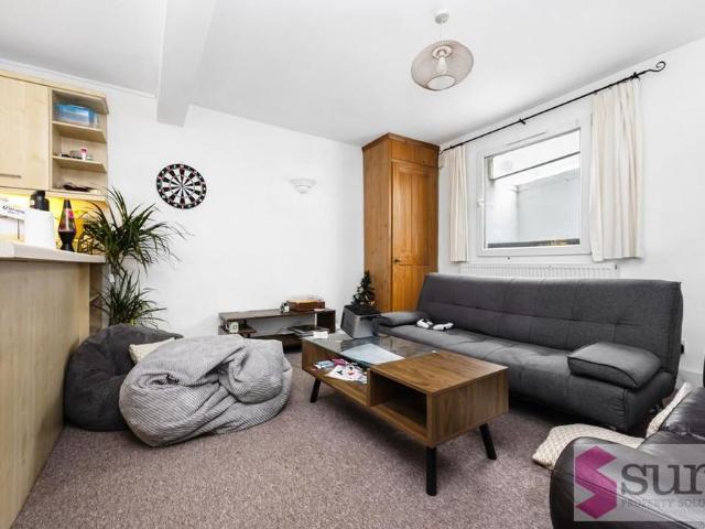 House for rent in Queen's Park, Brighton & Hove