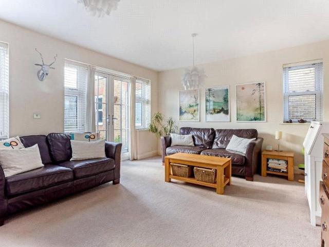 House for rent in Clewer New Town, Windsor