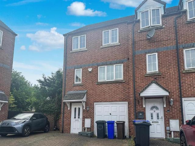 House for rent in Caldermill, East Midlands