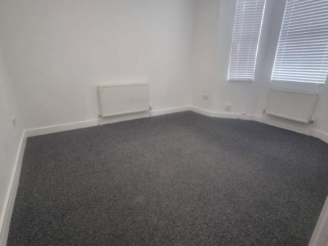 House for rent in London Borough of Ealing, Greater London
