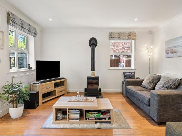 House for rent in Blackhills, Surrey