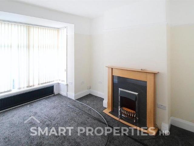 House for rent in Beaumont Park, Armitage Bridge