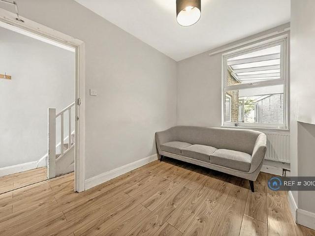 House for rent in Nunhead, Greater London