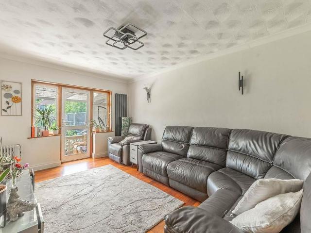 House for rent in Lane, Greater London