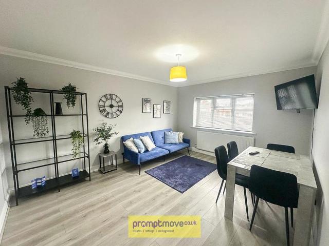 House for rent in Spring Park, Luton