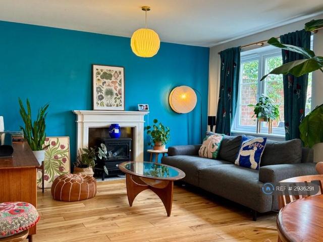 House for rent in Chesterton, Evershot