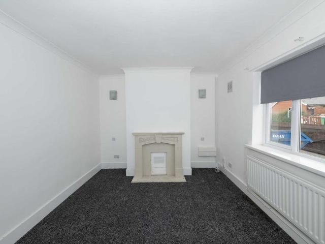 House for rent in Burnedge, Greater Manchester