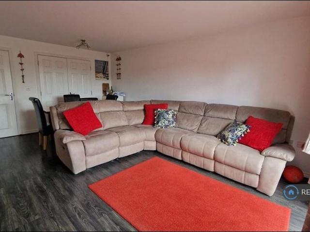 House for rent in West Thurrock, Essex
