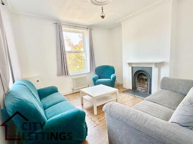 House for rent in Abbey Park, Barton In Fabis