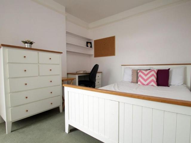 House for rent in St. Mildred's, The Bridge