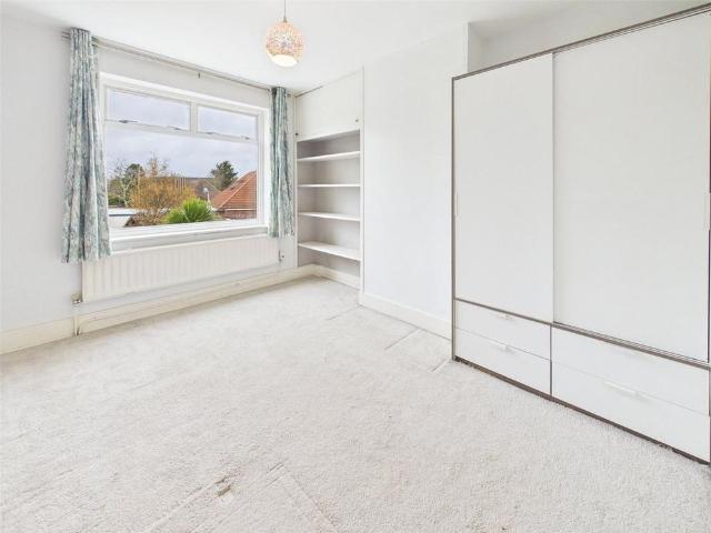 House for rent in Whitton, Greater London