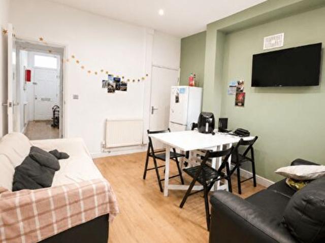 Apartment for rent in Old Lenton, Haddon