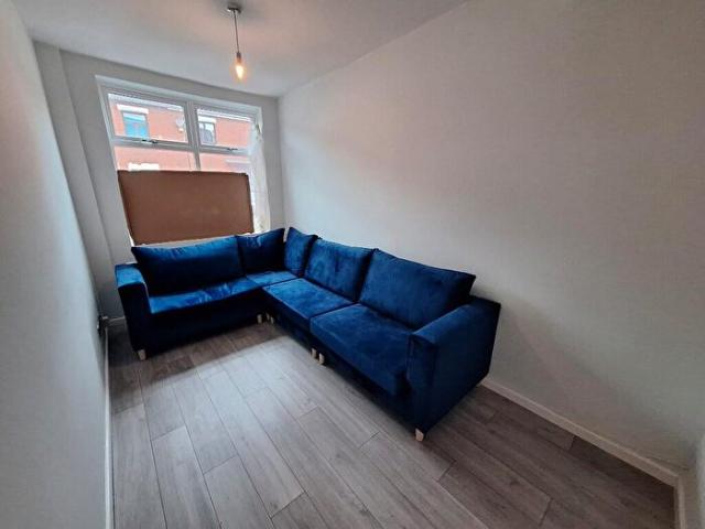 Apartment for rent in Ball Hill, West Midlands
