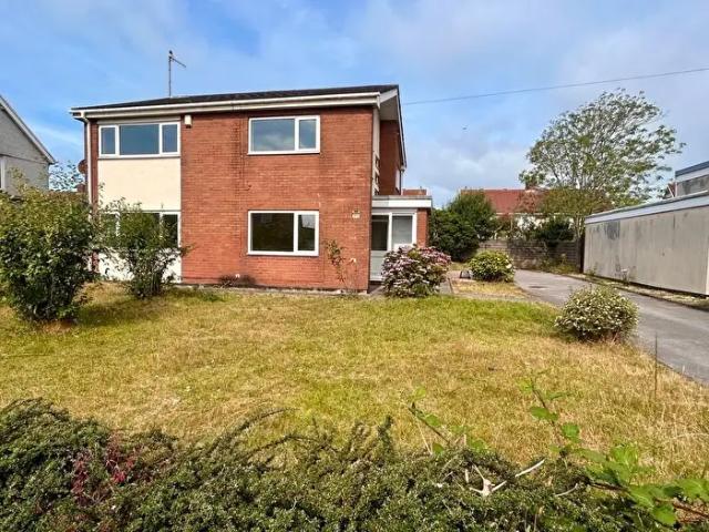 Apartment for rent in Sandfields, Port Talbot
