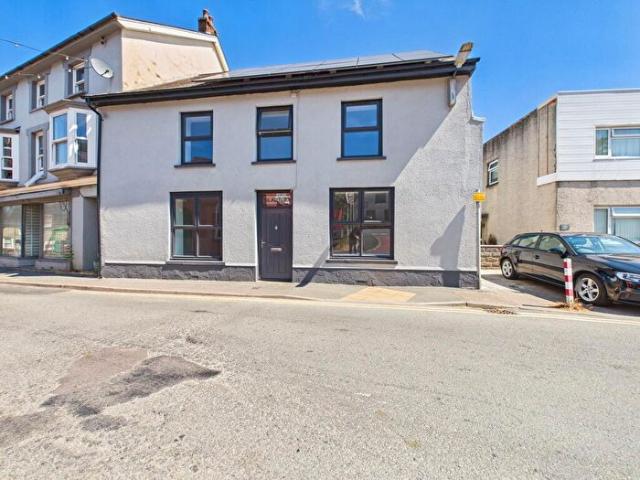 Apartment for rent in Wales