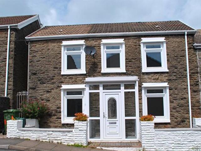 Apartment for rent in Bargoed, Wales