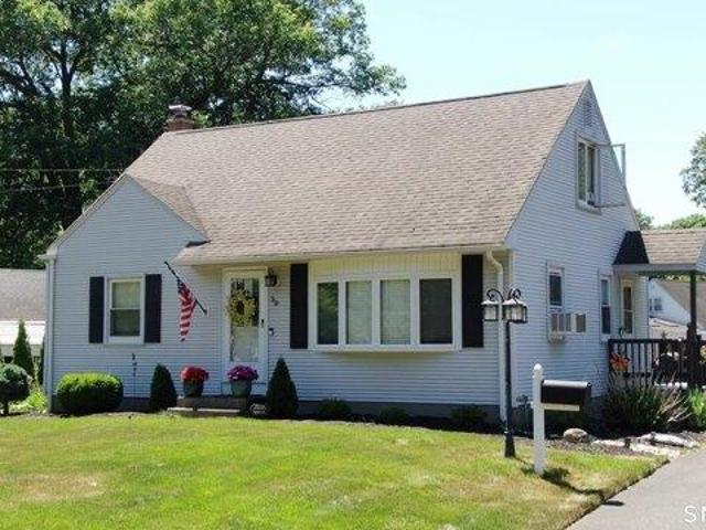 House for sale in Enfield, Connecticut