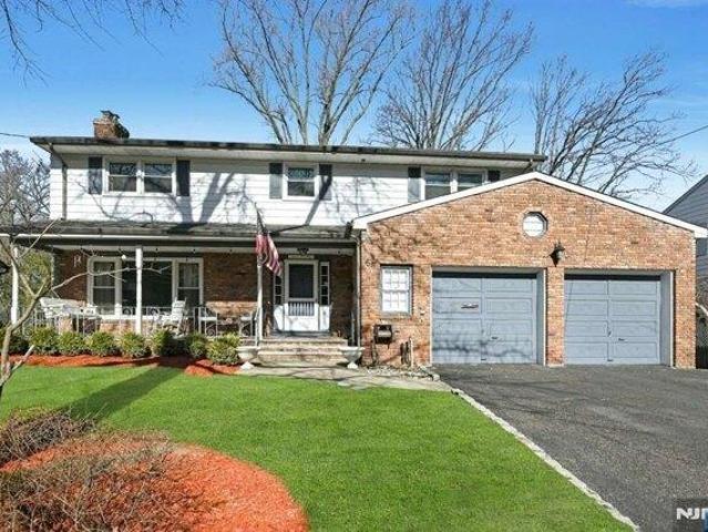 House for sale in Englewood Cliffs