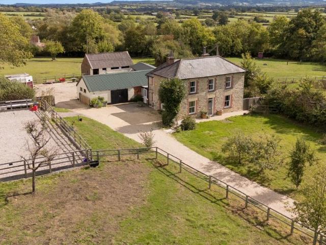 House for sale in Rope Farm, Gillingham