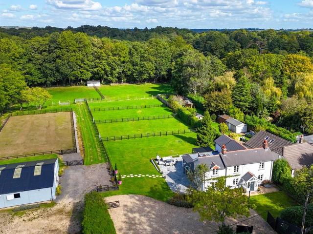 House for sale in Blackhill, Barton Stacey