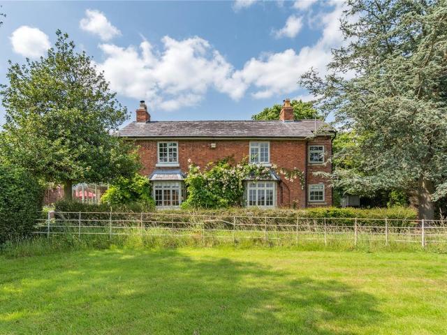House for sale in Chorlton Lane, Cheshire