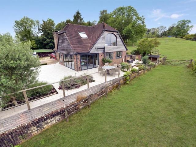House for sale in Washington, Horsham