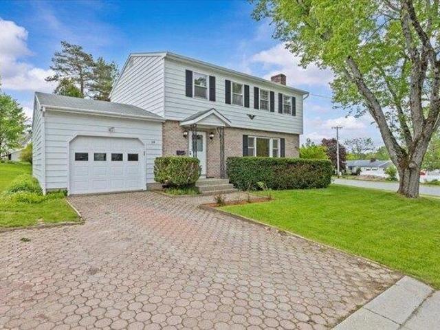 House for sale in Essex Junction, Vermont