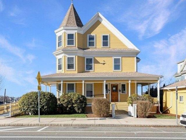 House for sale in Everett, Massachusetts