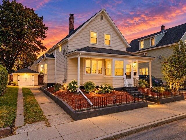 House for sale in Everett, Middlesex County