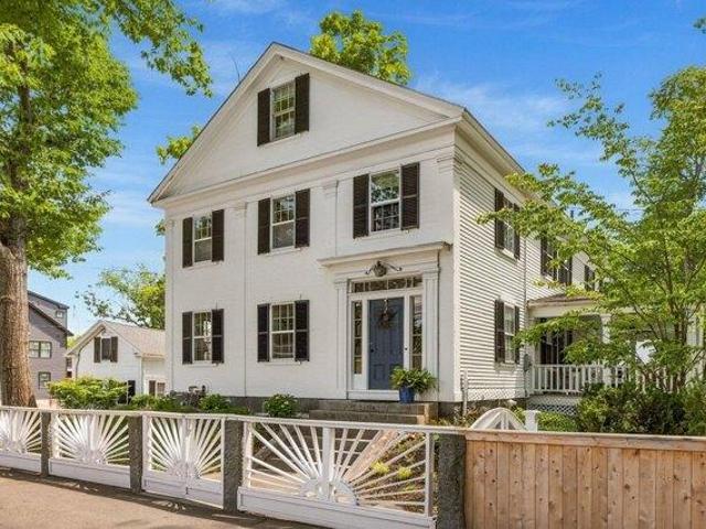 House for sale in New Hampshire