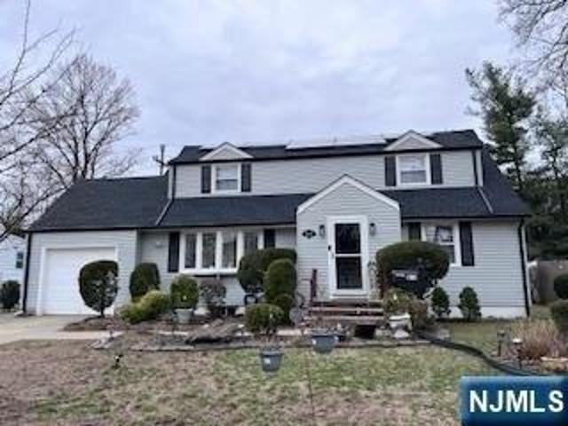 House for sale in Fair Lawn, New Jersey