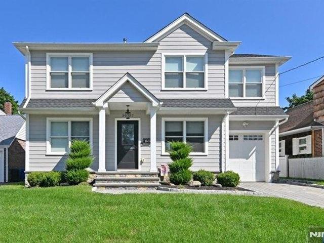 House for sale in Fair Lawn, New Jersey