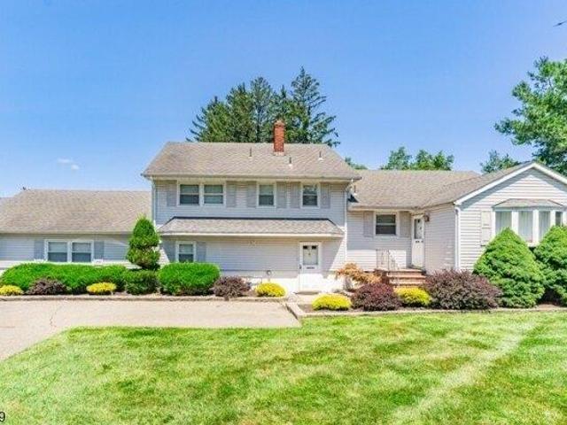 House for sale in Fairfield, New Jersey