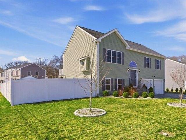 House for sale in Bristol, Massachusetts