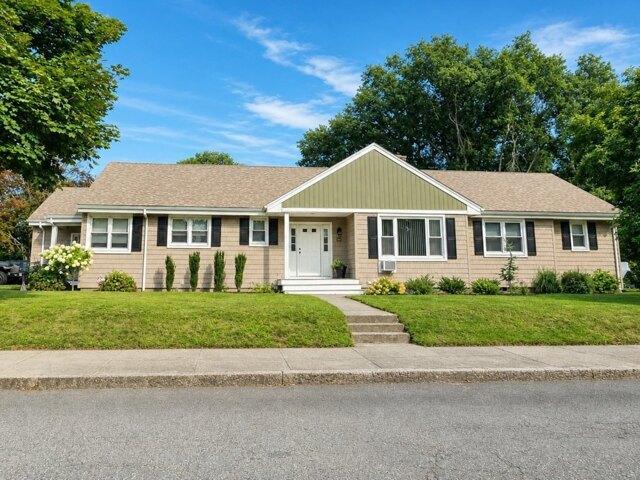 House for sale in Bowenville, Fall River