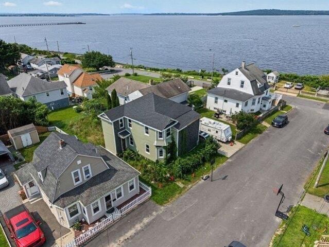House for sale in Bristol, Massachusetts