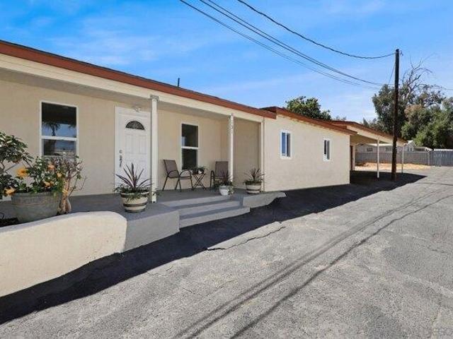House for sale in Fallbrook House for sale in Fallbrook