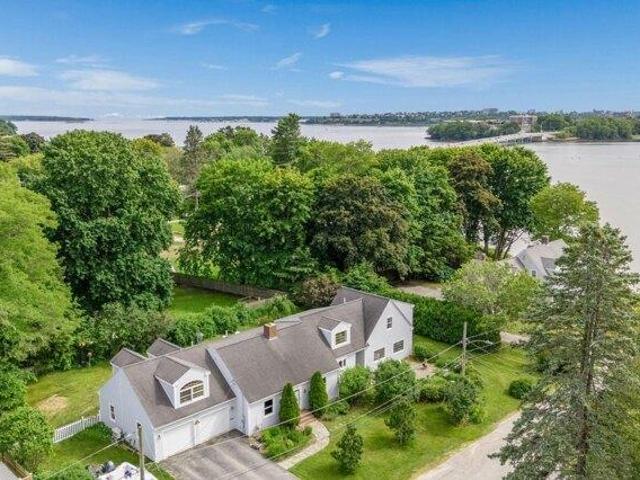 House for sale in Falmouth, Maine
