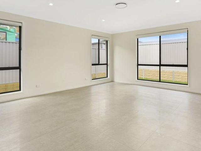 House for rent in Gregory Hills, Sydney