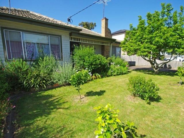 House for rent in Bentleigh East, Melbourne