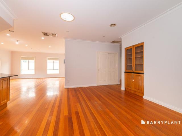 House for rent in Roxburgh Park, Melbourne