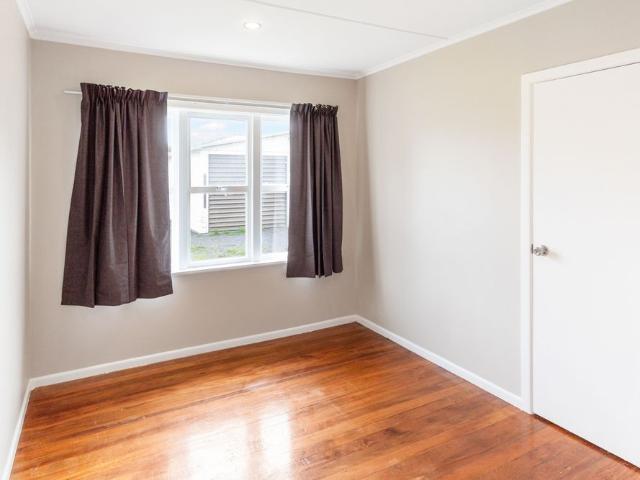 House for rent in Owhata