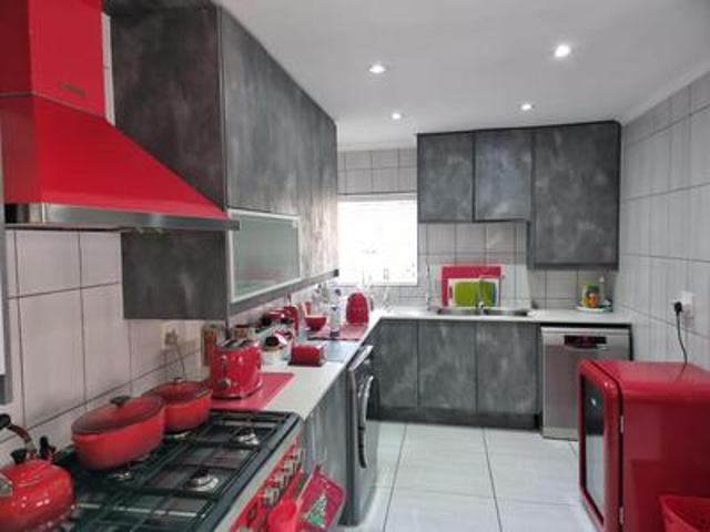 House for sale in Edenvale