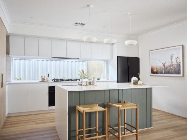 Cottage for sale in Haynes, Western Australia