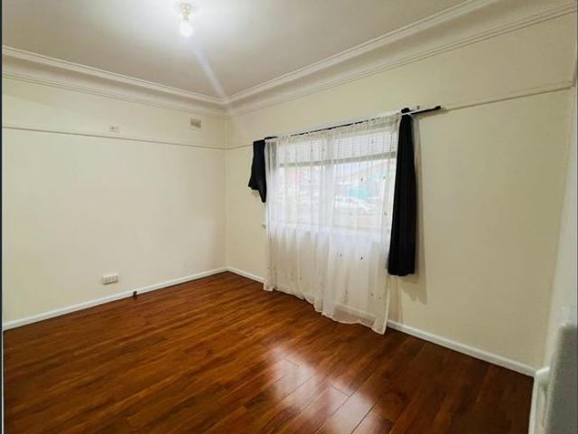 House for rent in Canley Heights, Sydney