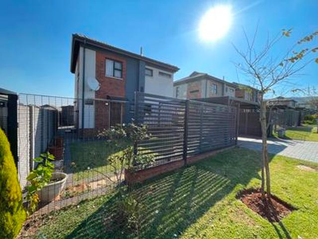 House for sale in Waterkloof, Gauteng